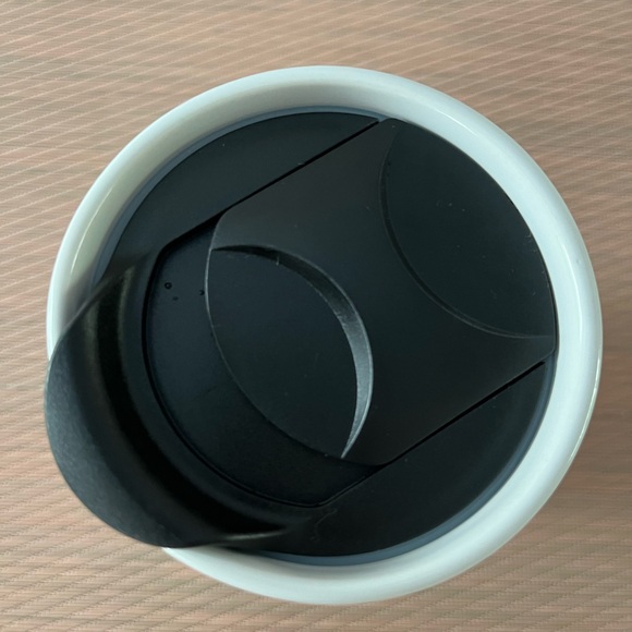 Snoopy Travel Cup Modern Gourmet Foods Stoneware Ceramic - Picture 6 of 10